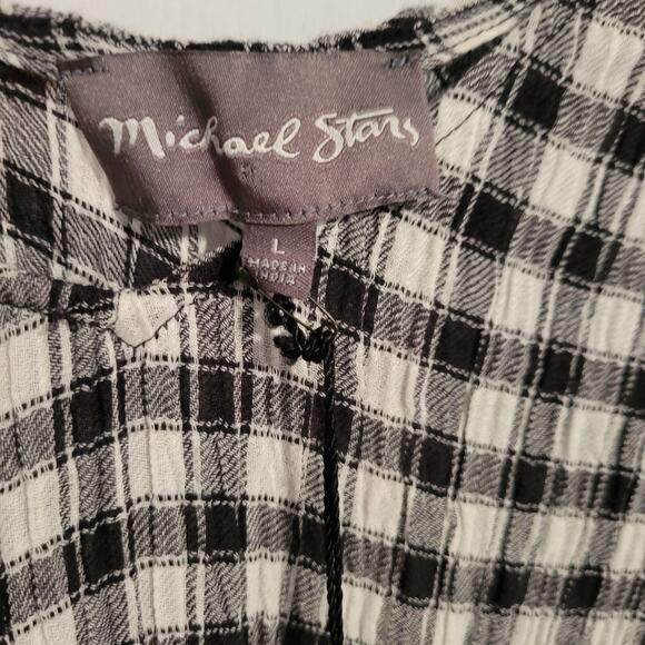 NWT Michael Stars L black white gingham gauzy v-neck shift dress, flare sleeves - Picture 9 of 10